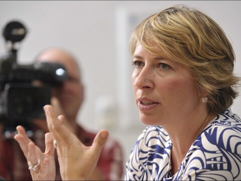 Caroline Gennez.