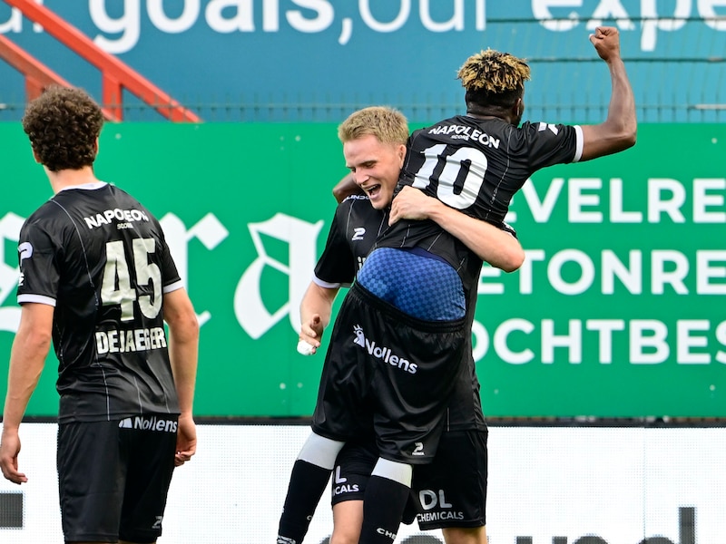 Zulte Waregem ontsnapt in absolute slotseconden aan nederlaag in Vlasico: “We waren onder de indruk”