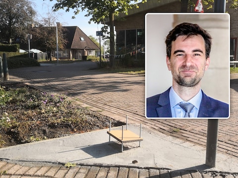 Hier wordt tegen 1 september een slagboom geplaatst die bij het begin en einde van de schooldag gesloten wordt, Inzet: Diksmuide: burgemeester Koen Coupillie