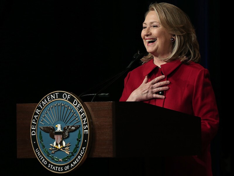 Rolmodel Hillary Clinton kan leidinggevende taken bij vrouwen verbeteren