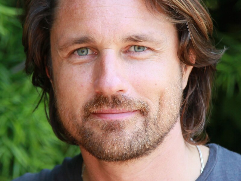 Martin Henderson