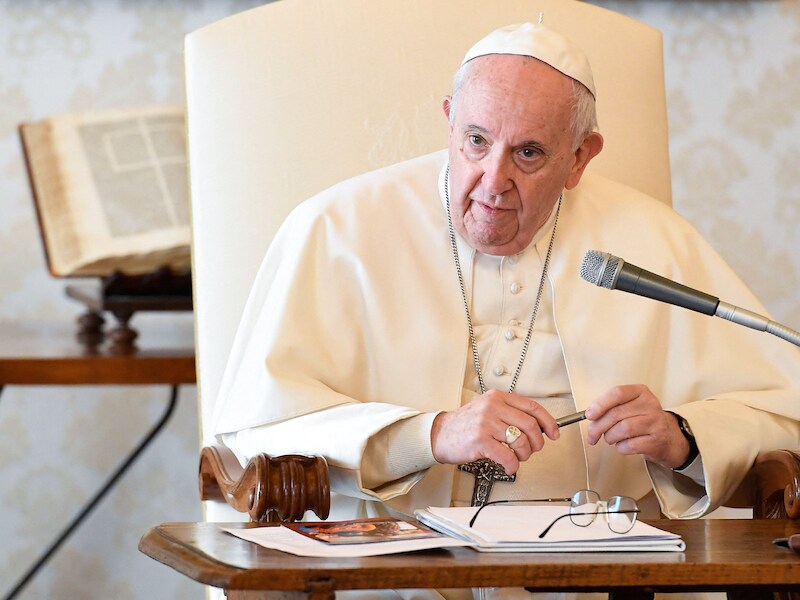 Vaticaan vaccineert gratis daklozen ondanks geldzorgen