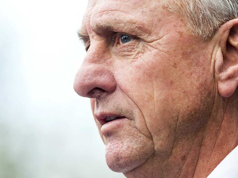 De 68-jarige Nederlandse voetballegende stierf vandaag in het bijzijn van zijn familie na een felle strijd tegen longkanker.