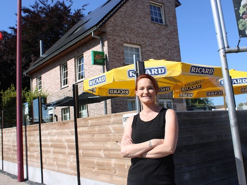 Ann-Sophie Vanhuysse maakte eind 2025 van frituur Tivoli een broodjeszaak