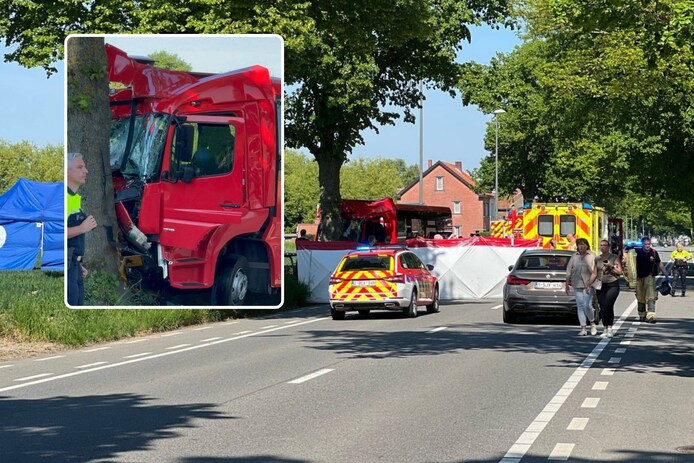 15-jarige jongen niet langer in levensgevaar nadat schoolbus tegen boom ...