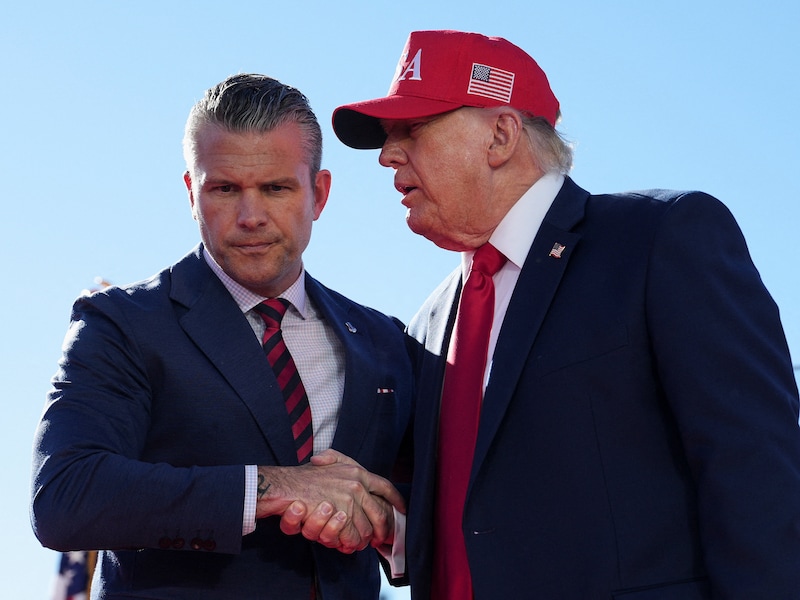 Niet Trump, maar defensieminister Hegseth in het vizier: Democraten overwegen nieuwe impeachment na midterms