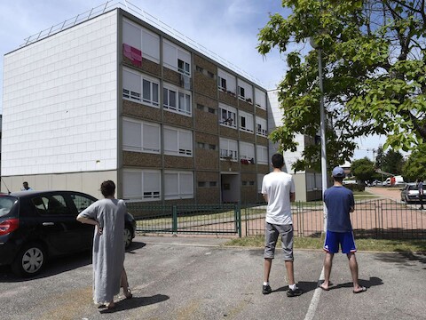 Het appartement van de verdachte, die gisteren bekentenissen heeft afgelegd, van de aanslag in Lyon.