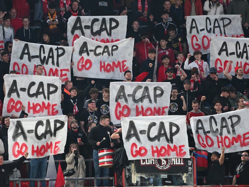 “Hebben geen enkel vertrouwen in dit project”: Standard-fans voeren druk op CEO Angelini op in verkoopproces