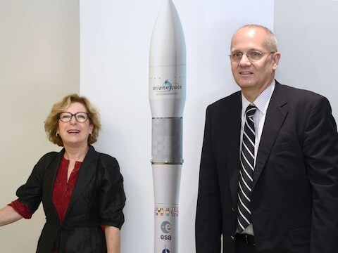 Presentatie van het ontwerp voor de Ariane-6 raket door Frans minister van Onderwijs en Onderzoek Geneviève Fioraso en Jean-Yves Le Gall, voorzitter van het ruimteagentschap CNES.