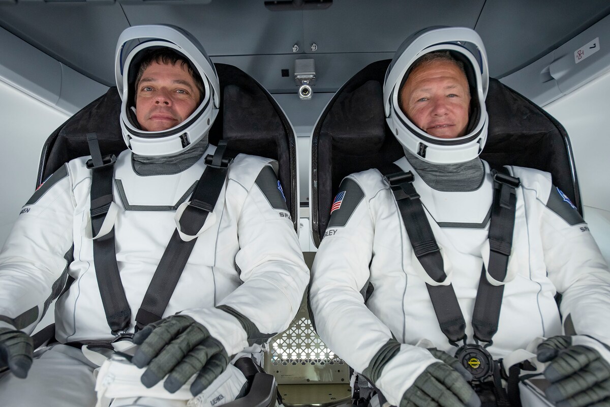 Bob Behnken (L) en Doug Hurley (R)