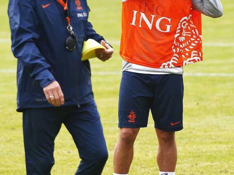Wesley Sneijder keert voor het eerst sinds april terug bij Oranje.