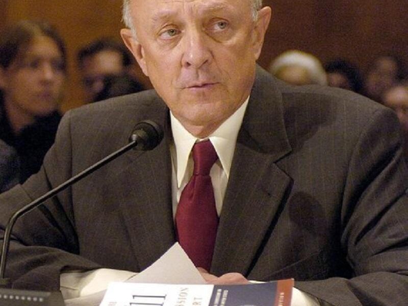 Ex-CIA-baas James Woolsey