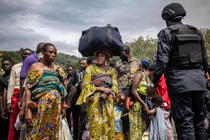 Journalist Chris Michel is net terug uit Oost-Congo: “Toen een moeder ...