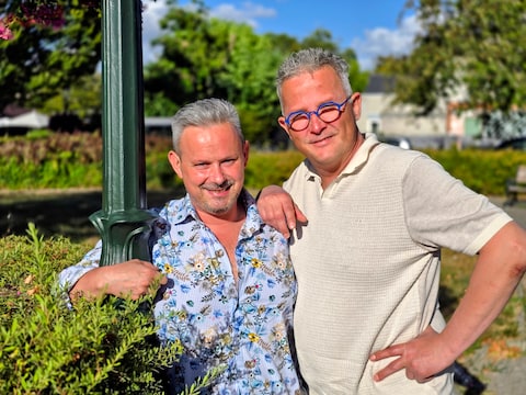 Stefan Vinke met zijn nieuwe liefde: zanger Ive Rénaarts.
