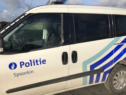 Politie betrapt bestuurder zonder rijbewijs en tientallen hardrijders bij controleactie