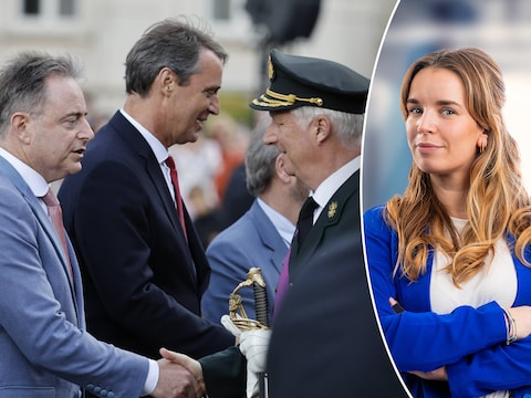 Premier Bart De Wever (N-VA) en koning Filip op de nationale feestdag vorig jaar.