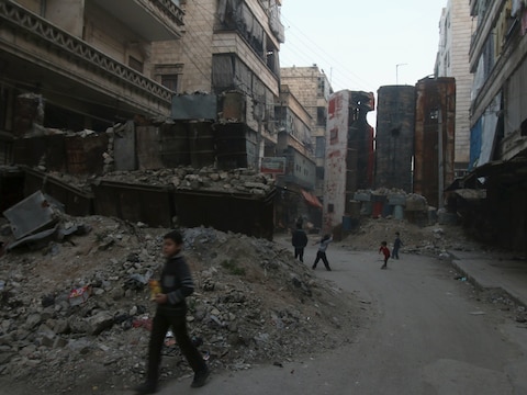 Archiefbeeld. Spelende kinderen in de straten van Aleppo.