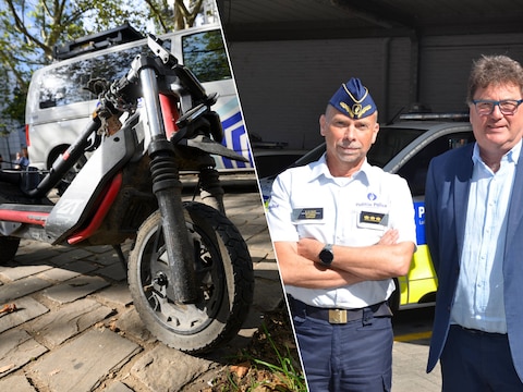BRUSSELS, BELGIUM - SEPTEMBER 02 : Police control on E-scooters on speed regulations, this model was seized for speed violation pictured in Brussels. on September 2, 2026 in Brussels, Belgium, 02/09/2026 ( Photo by Philip Reynaers / Photonews, Korpschef Dirk De Paepe en burgemeester Filip Anthuenis (Lokaal Liberaal)