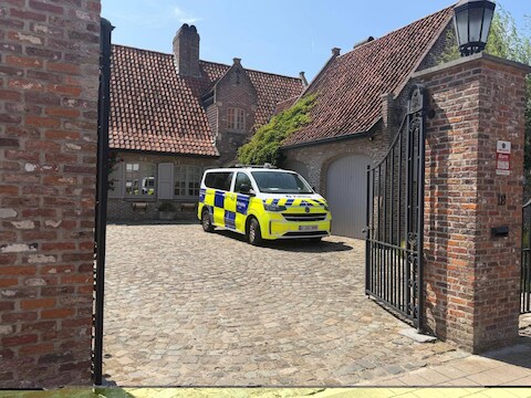 Het kindje overleed in deze woning in Ichtegem.