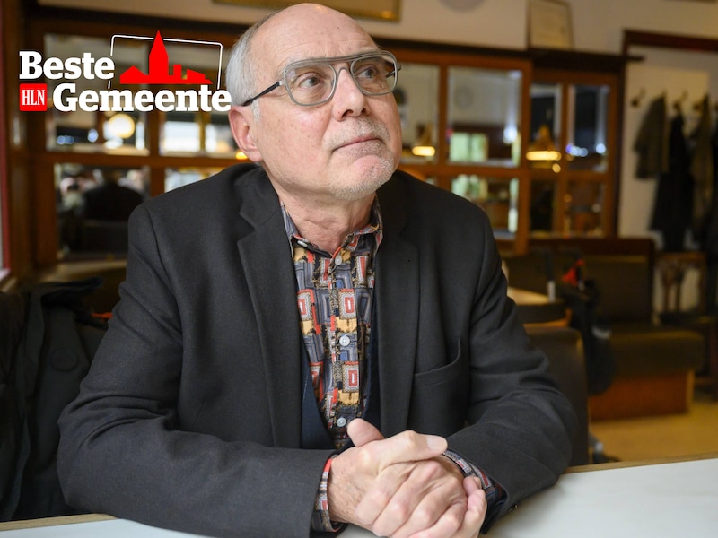 Voormalig journalist Marc Van de Looverbosch woont al bijna heel zijn leven in Mortsel en hij voelt zich er ook echt thuis.