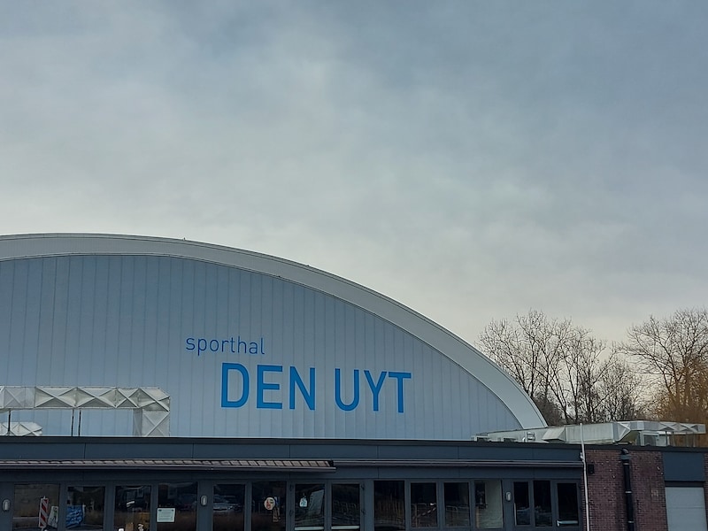 Sporthal Den Uyt sluit op 3 september: personeel jeugd- en sportdienst Mol ruilt werkplek in voor opleiding en teambuilding