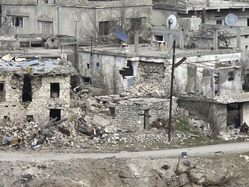 Het Syrische Rabiya nadat het Syrische leger de stad in de provincie Latakia heeft terugveroverd op de rebellen.
