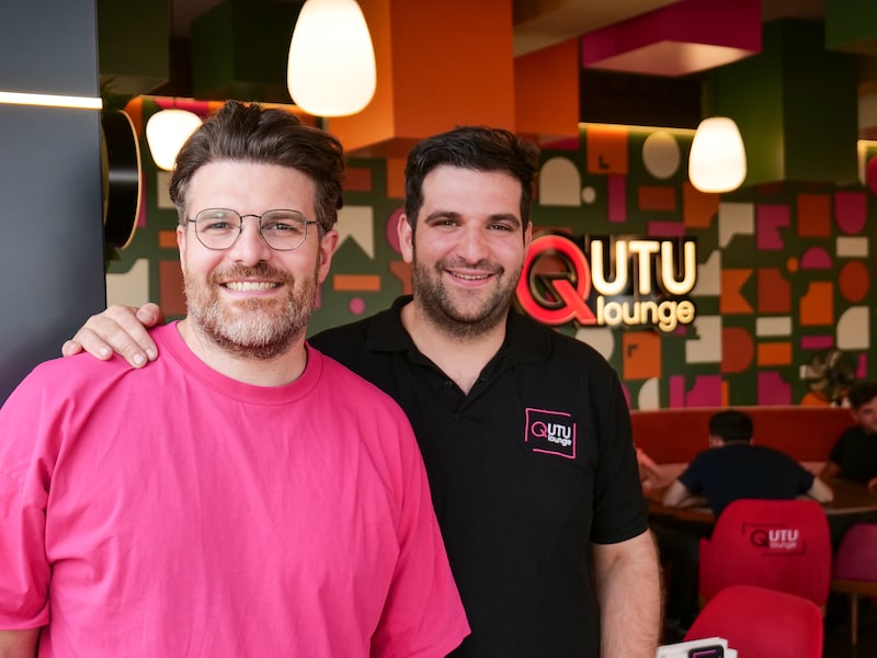 RESTOTIP. Turks ontbijt, burgers én Griekse klassiekers onder één dak: bij QUTU Lounge in Genk vindt iedereen iets naar zijn smaak