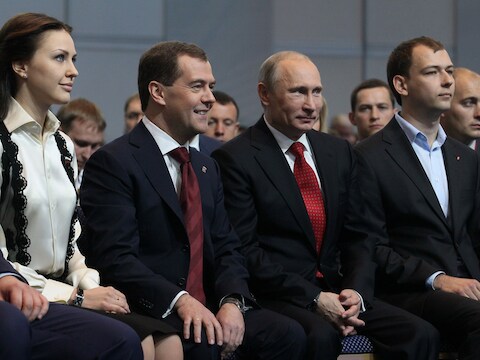 Medvedev &amp; Poetin