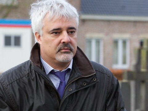 Sp.a-kamerlid Bruno Tuybens wil dat minister van Buitenlandse Zaken Steven Vanackere (CD&amp;V) nu ook de daad bij het woord voegt.