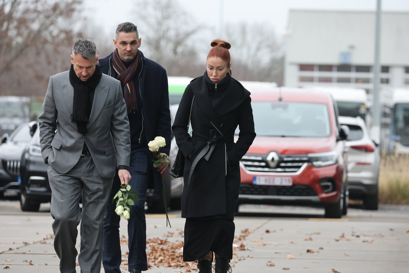 Bekende gezichten nemen afscheid van Wouter van der Horst: “Het is heel  oneerlijk tegenover Belle en haar zoontje” | Foto | hln.be