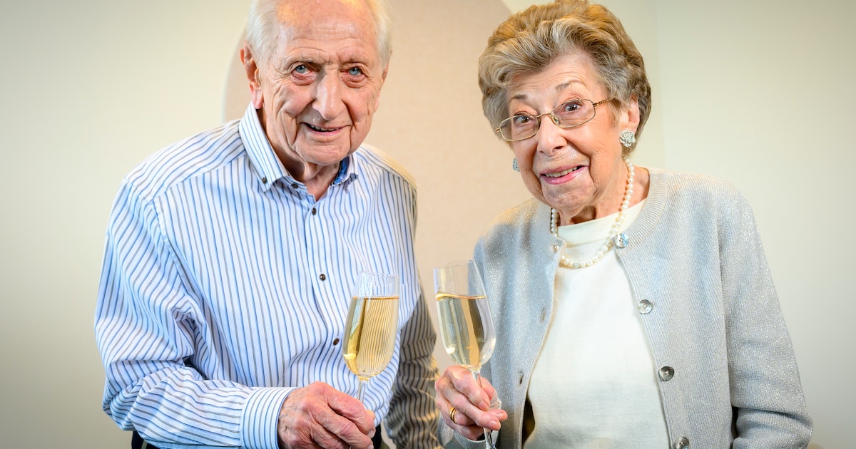 Als de ene in 'Familie' stopt, dan de andere ook”: acteurs Ray Verhaeghe en Annie  Geeraerts blazen allebei 100 kaarsjes uit | Showbizz | HLN.be