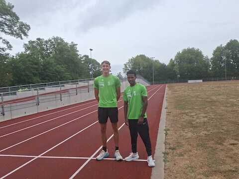 Samiel Nayzgi (rechts) en Louis Heyrbaut van atletiekclub BAV-Z.A.Team uit de Druivenstreek lopen en springen binnenkort in het Koning Boudewijnstadion.