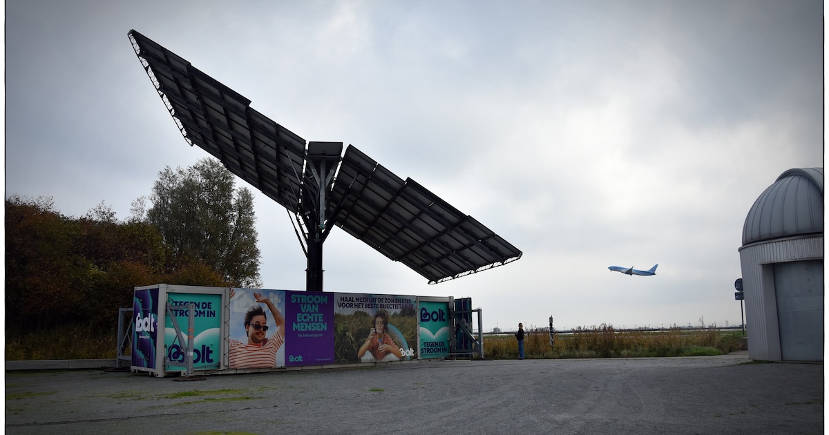 Solar container op bezoek bij Astropolis | Regio | HLN.be
