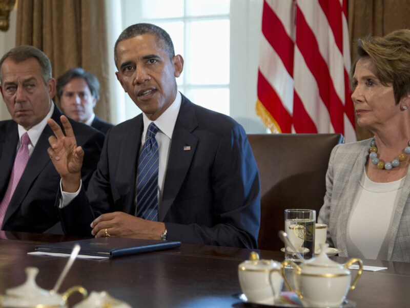 Obama spreekt met de pers voor zijn ontmoeting met leden van het Congres om de situatie in Syrië te bespreken.