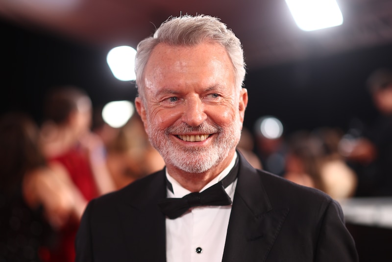 Jurassic Park'-acteur Sam Neill (78) kankervrij verklaard na succesvolle  behandeling | Showbizz | HLN.be