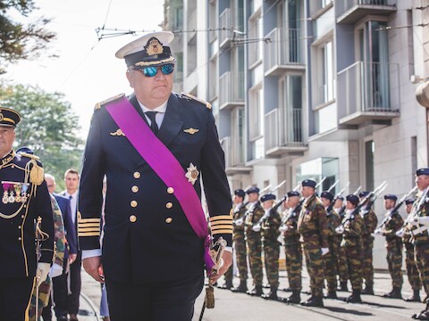 Met een arrest van een Brusselse rechtbank onder de arm daagt de oude vzw van prins Laurent de Libische staat voor een Luxemburgse rechter.