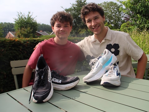 Jietse Roose en zijn broer Siebe uit Oeselgem lopen samen met twee vrienden de marathon van Berlijn voor het goede doel.
