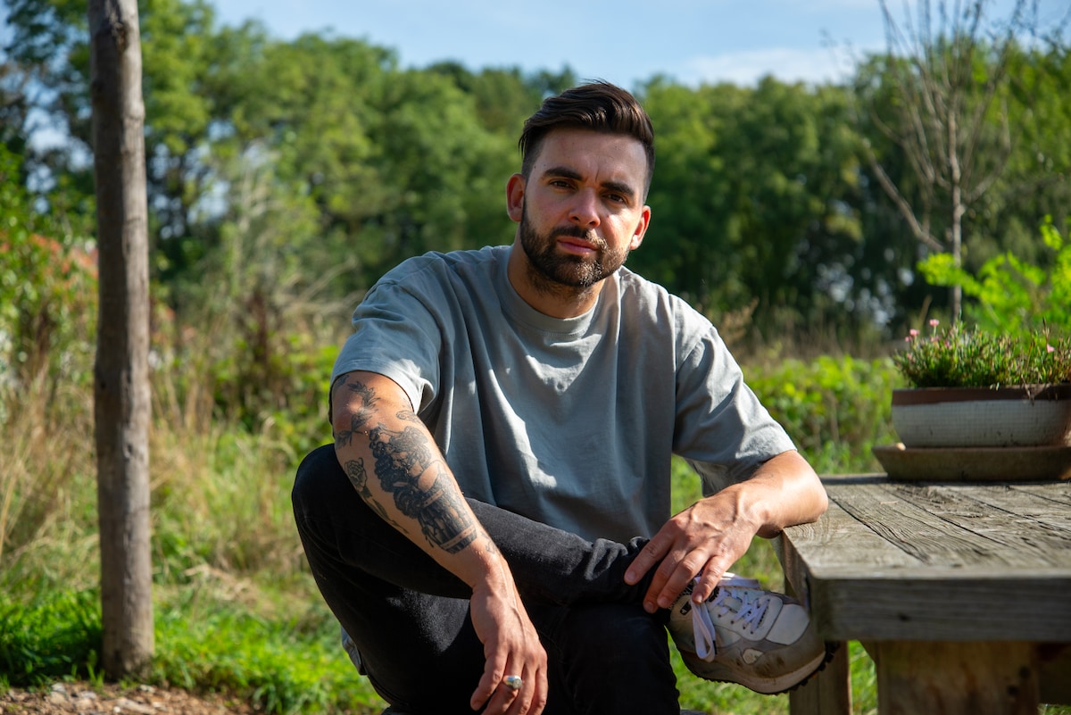 Acteur Mathias Vergels (31) is bipolair. Expert: “Het is een van de meest  erfelijke psychische aandoeningen” | Nina | HLN.be