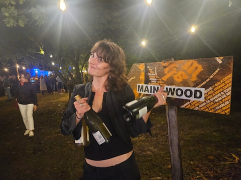 Violet Braeckman op haar Short Wood Festival in Massemen 