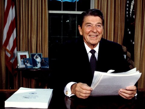 Hemler had genoeg van president Reagan (foto).