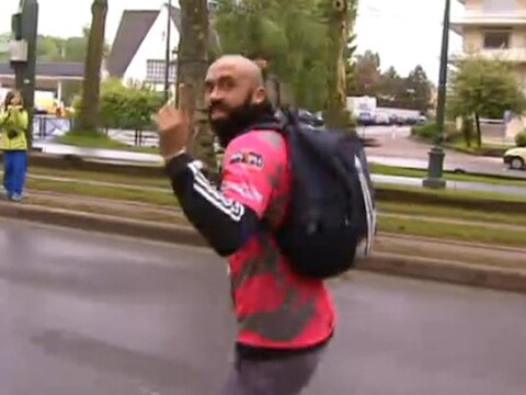Anthony Vanden Borre liep voor 'Tous à bord' de twintig kilometer van Brussel.