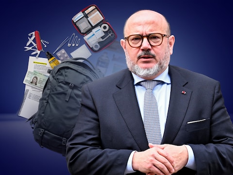 Minister van Binnenlandse Zaken Bernard Quintin (MR) roept op om een noodpakket voor 72 uur in huis te halen.