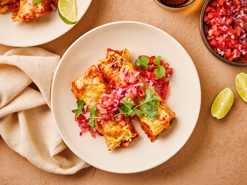 Vertoef in Mexicaanse sferen dankzij deze heerlijke enchilada’s met kip