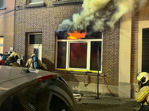  Door de schade is de woning onbewoonbaar verklaard
