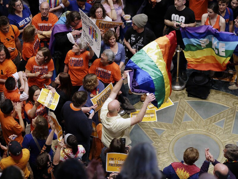 Eerder deze week werd ook in de Amerikaanse staat Minnesota het homohuwelijk goedgekeurd.