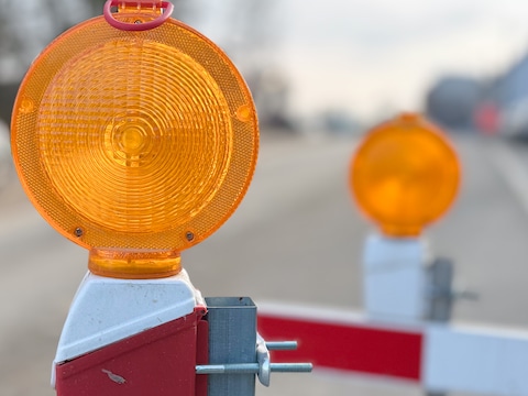 Wegomlegging voor wegwerkzaamheden riolering en asfalteren; wegenwerken