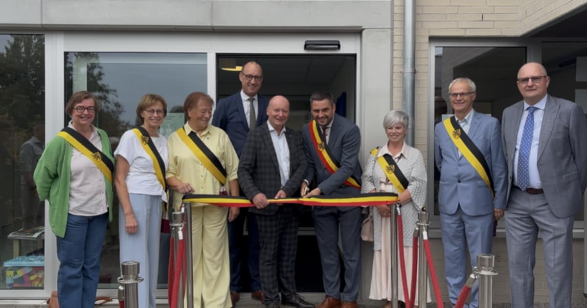vernieuwd-sociaal-huis-in-nazareth-geopend-team-welzijn-ondersteunt