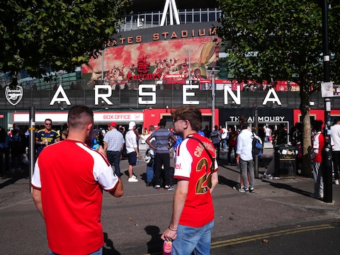LIVE. Kraker in Londen: Christos Tzolis start bij Arsenal, Roméo Lavia krijgt basisplek bij Chelsea