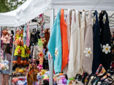 Rommelmarkt illustratiebeeld