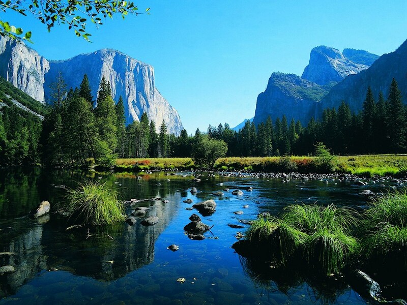 De Merced-vallei in Yosemite National Park.